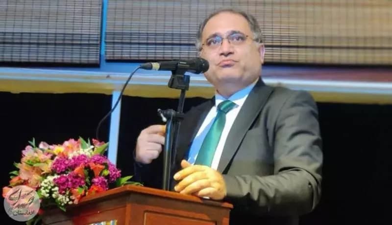 حذف سازمان‌یافته‌ی زبان فارسی | حوزه‌ی نفوذ زبان فارسی در حال کوچک شدن است