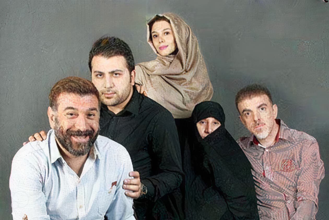 سکوت خواهر علی انصاریان در گفتگو با طرفداری شکست؛ مادرم تحت نظر پزشک است و قرص مصرف می‌کند!