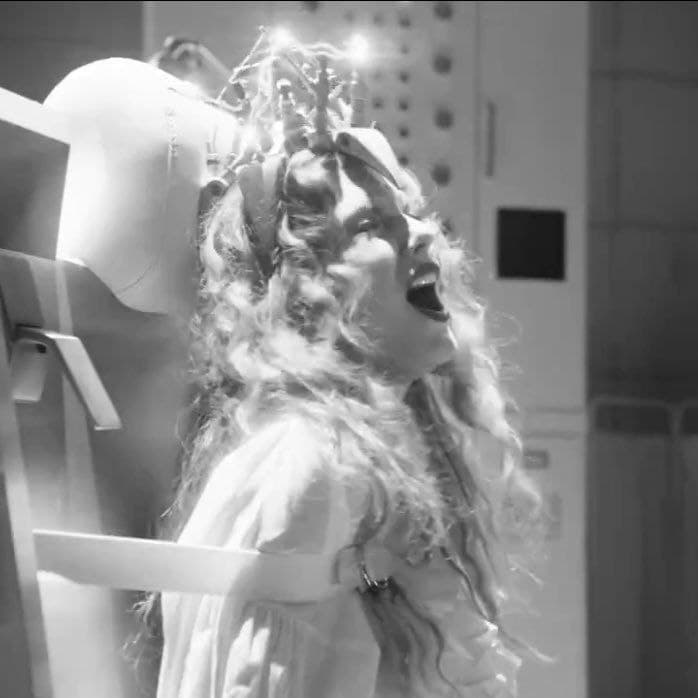 آهنگ thanK you aIMee از Taylor Swift 