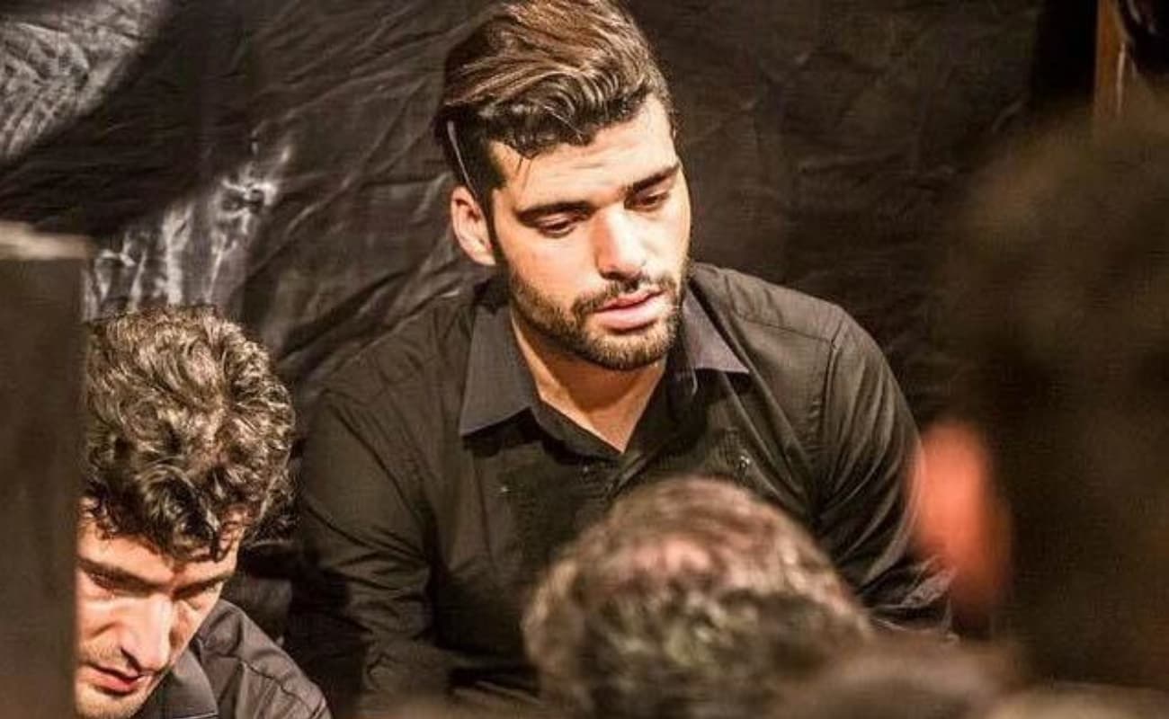 استوری مهدی طارمی به مناسبت تاسوعا و عاشورا / عکس
