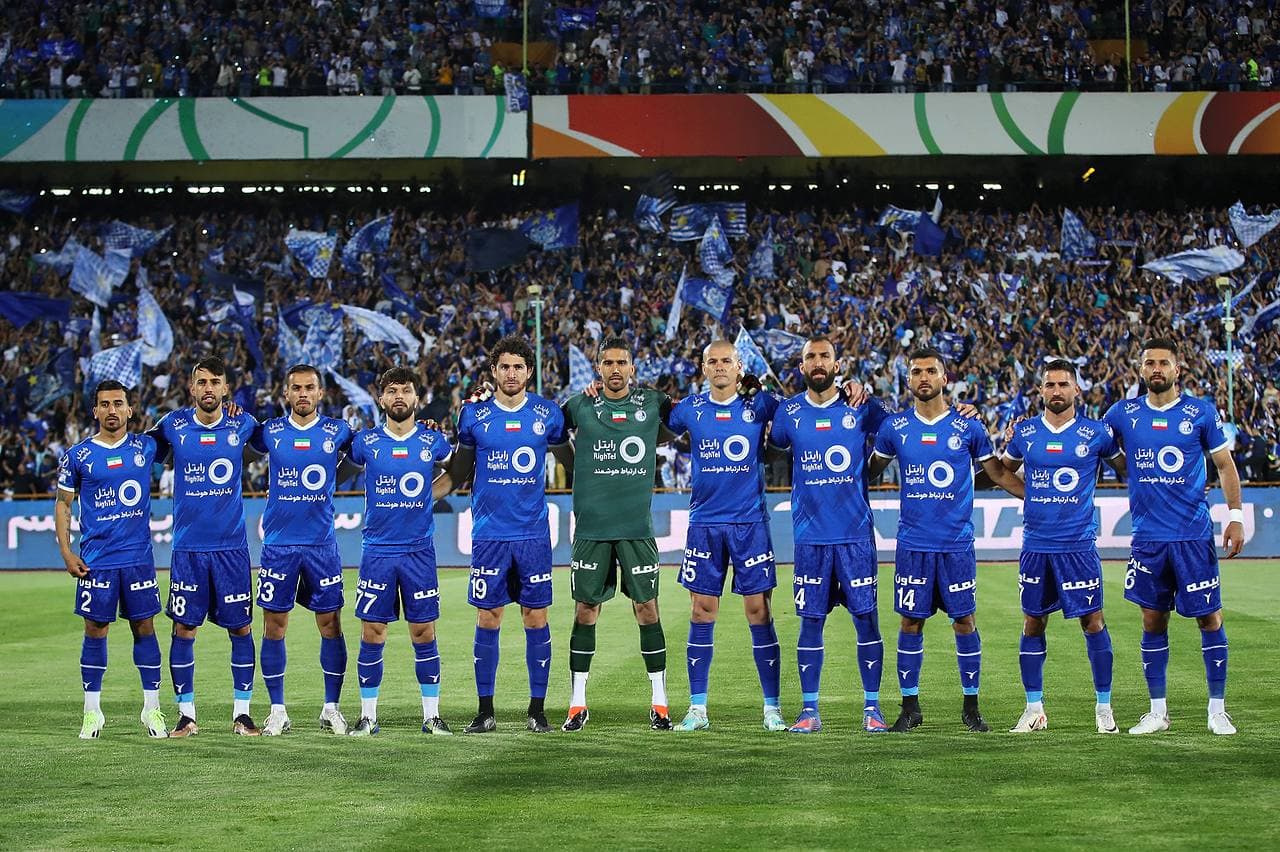 استقلال 1-0 گل گهر؛ روزبه، جنگ قهرمانی را به هفته آخر کشاند؛ نکو، تسلیم بشو نیست