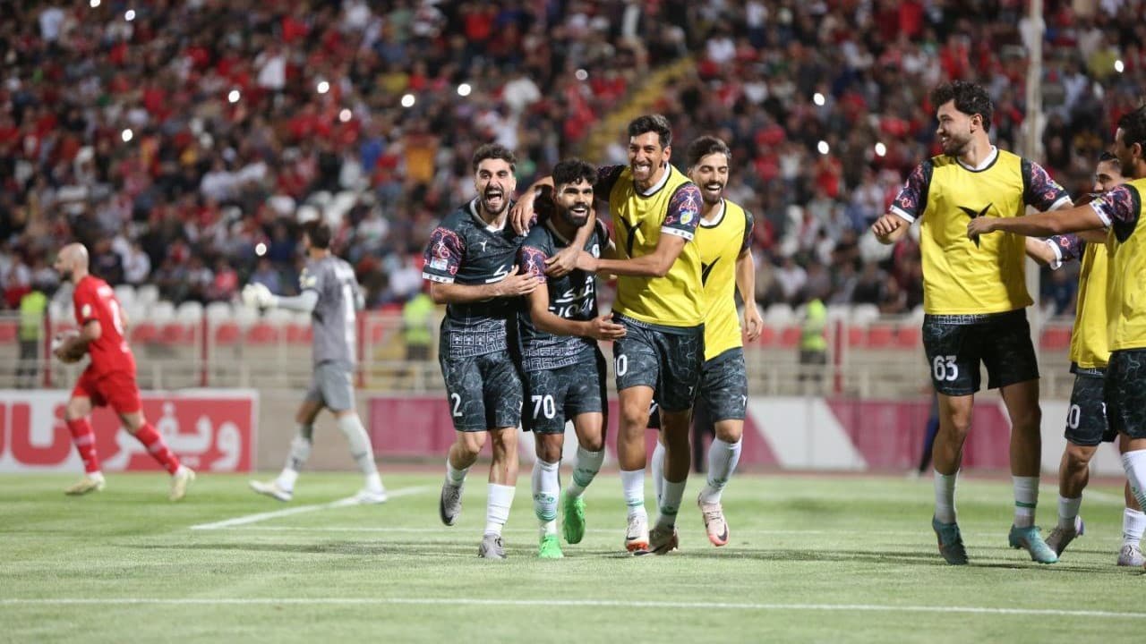 تمرین شبانه پرسپولیسی‌ها در جده عربستان