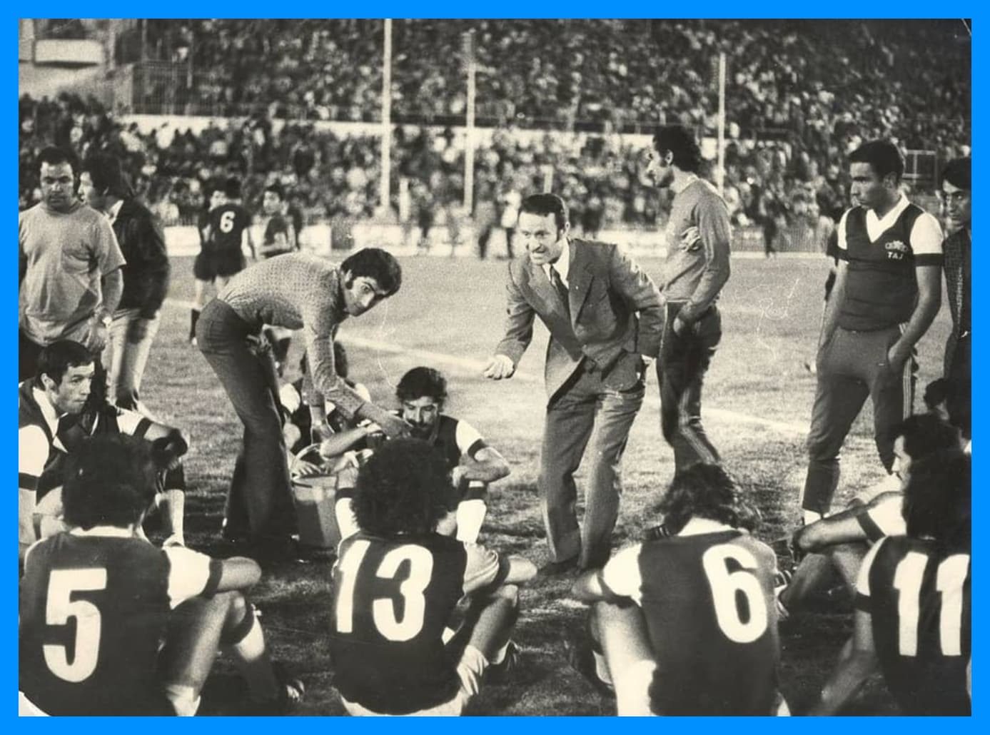 رونمایی از دیپلم افتخار و مدال قهرمانی استقلال در آسیا + عکس