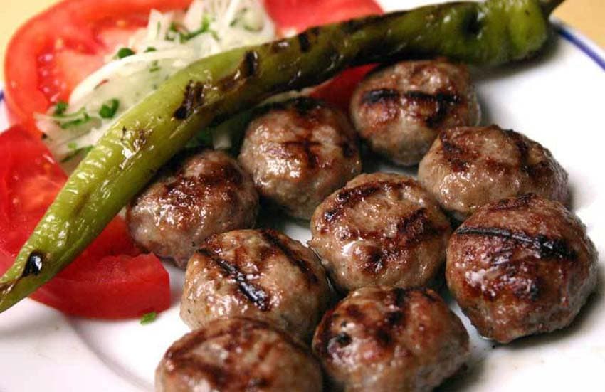 غذاهای خیابانی استانبول و تجربه طعم‌های ناشناخته