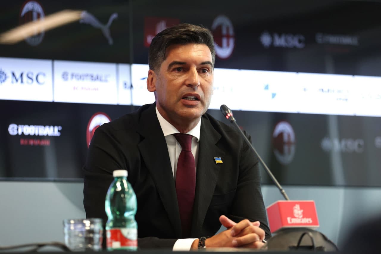 طعنه پائولو فونسکا به استفانو پیولی: میلان برای پیروز شدن، باید به شکل متفاوتی دفاع کند