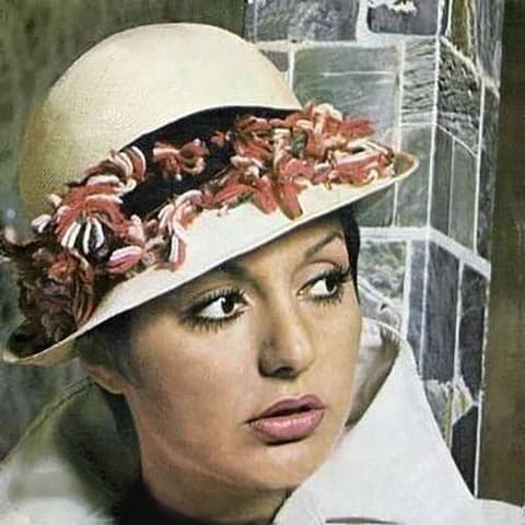 دانلود آهنگ مخلوق از گوگوش