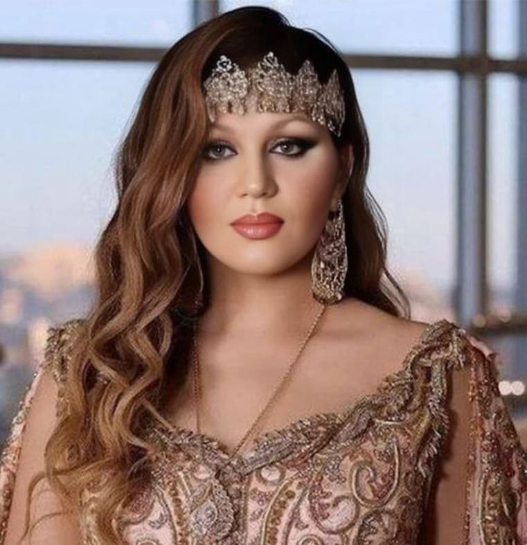 دانلود آهنگ مازندرانی "بانو جان" از بانو هایده و کمیل نصری (هوش مصنوعی)
