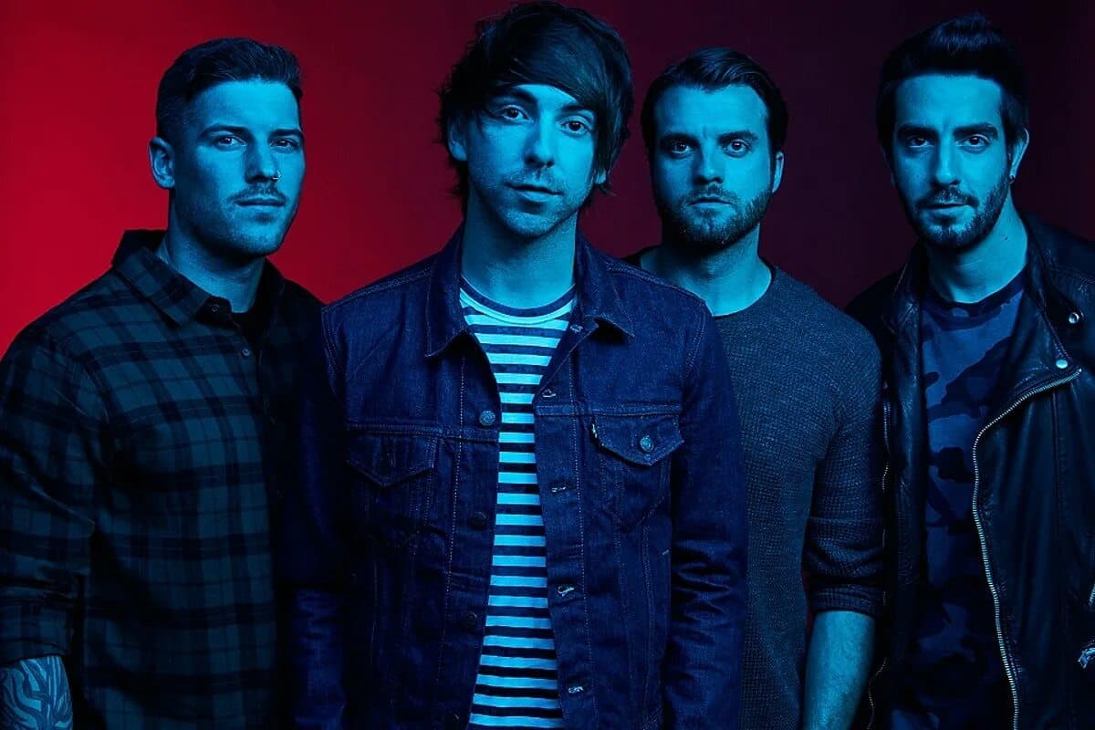 آهنگ Weightless از All Time Low با ترجمه