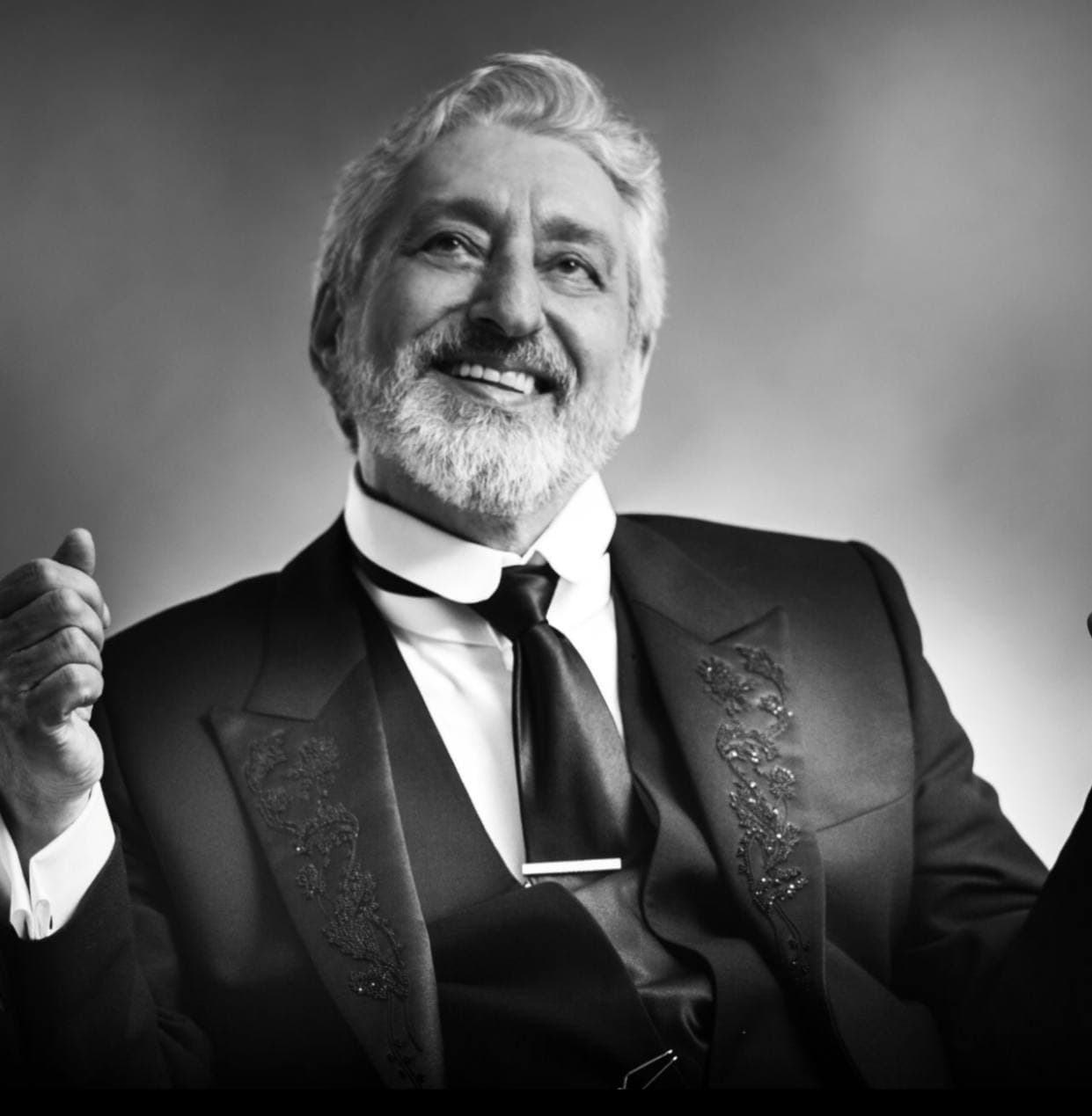 آهنگ حسودی از ابی (هوش مصنوعی) 