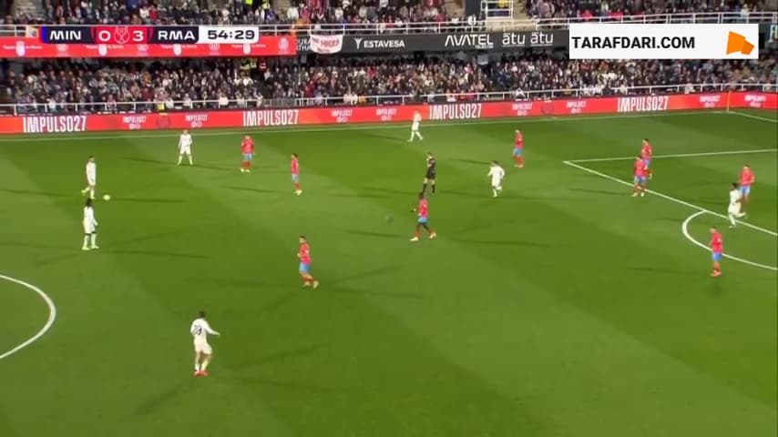گل لوکا مودریچ به مینرا (مینرا 0-4 رئال مادرید)