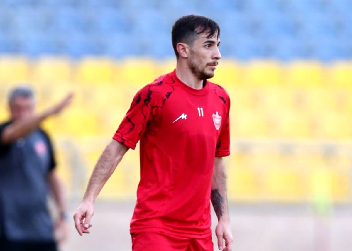  فرشاد احمدزاده: با کمترین قرارداد به پرسپولیس آمدم تا کمک کنم