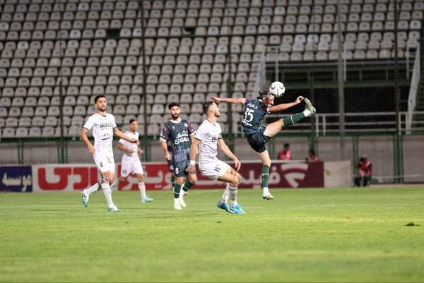 ذوب آهن 0-4 آلومینیوم اراک؛ جشنواره گل اراکی‌ها در اصفهان