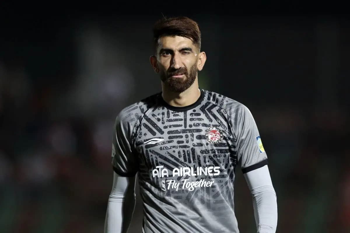 غیر رسمی؛ قرارداد علیرضا بیرانوند 2 فصل دیگر با تراکتور تمدید شد