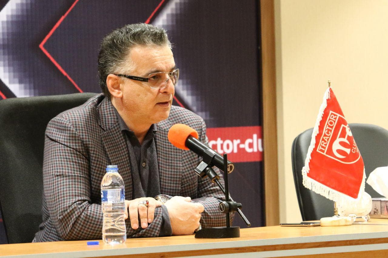محمدرضا زنوزی: تراکتور برای سردار آزمون است؛ فعلا برنامه‌ای برای تیم‌داری در اروپا نداریم
