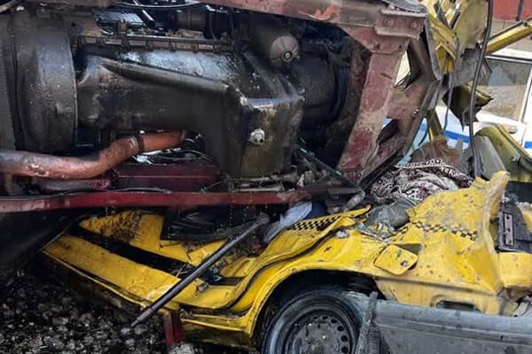 پسر ۱۹ ساله بدون گواهینامه عامل تصادف مرگبار بلوار موذن کرج بود! + جزئیات کامل