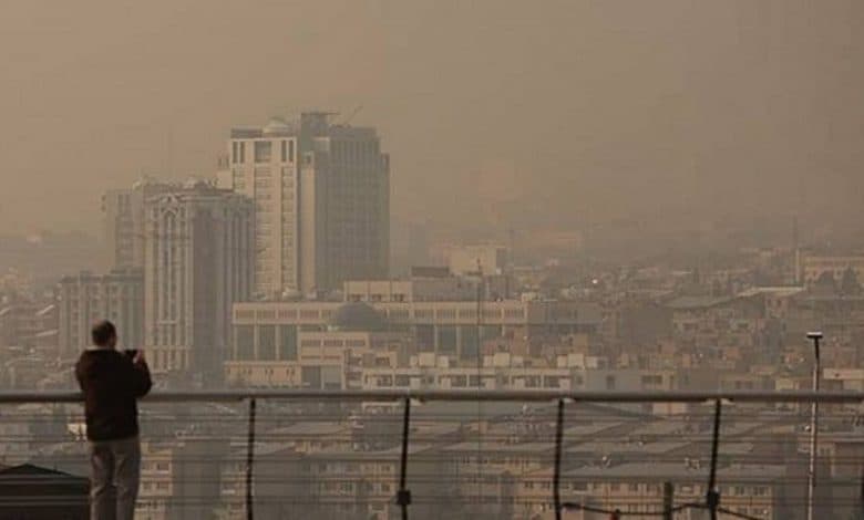 ادامه سرما و بارندگی‌ها و افزایش آلودگی هوا در پایتخت/ آیا پنجشنبه 29 آذر مدارس تهران تعطیل هستند؟