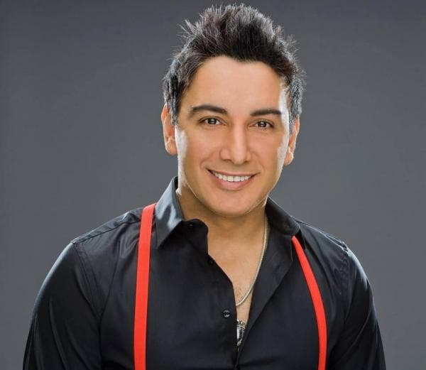 دانلود هوش مصنوعی جدید شادمهر من با همه بدم جز تو