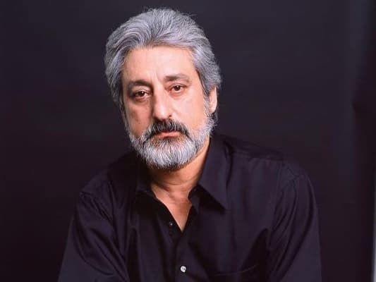 دانلود آهنگ یه مردی از ابی