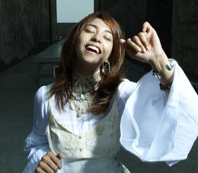 دانلود آهنگ Miho Fukuhara - LET IT OUT