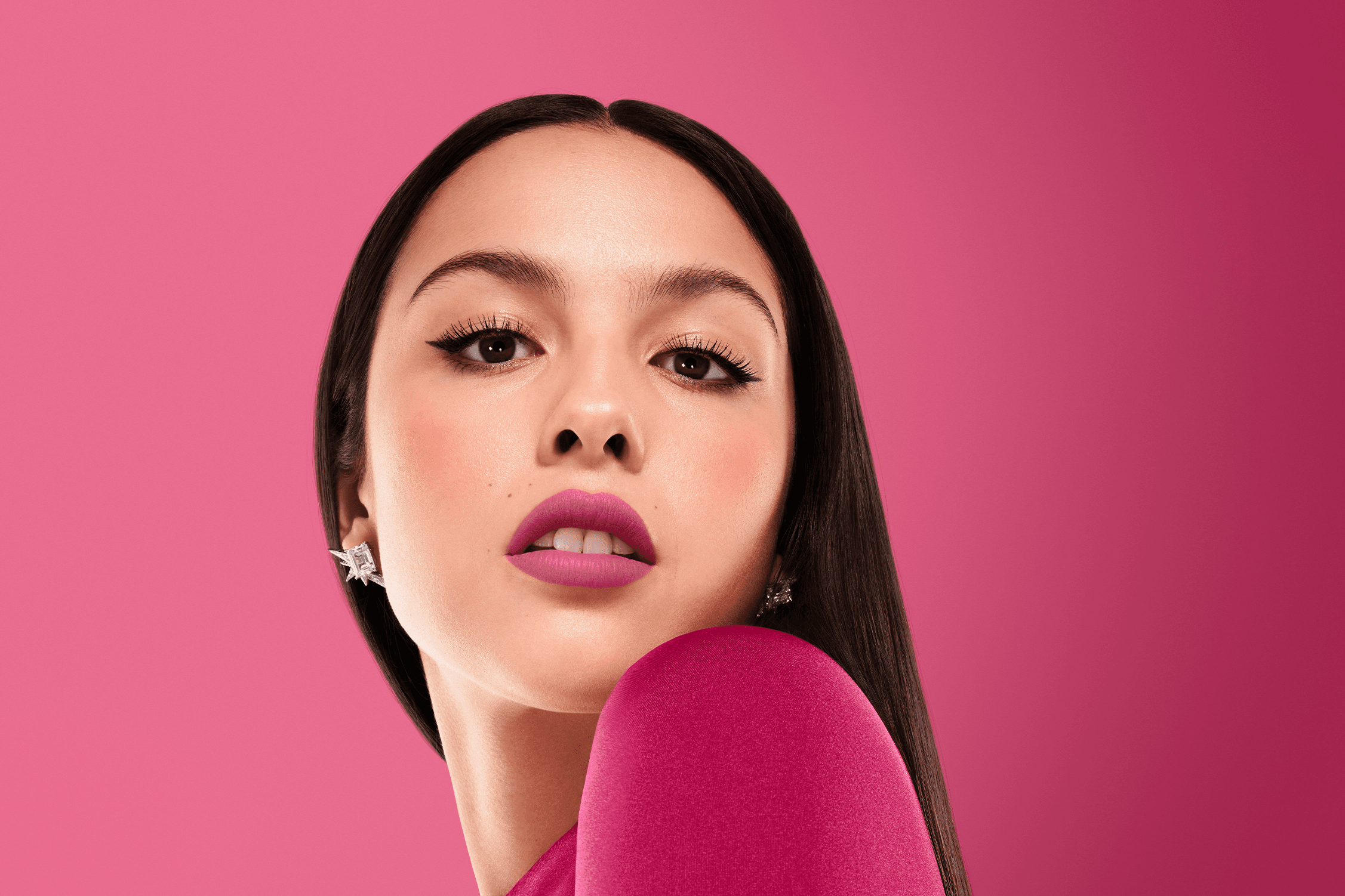 دانلود آهنگ Olivia Rodrigo - Stranger