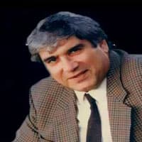 دانلود آهنگ گل کاشتی از آغاسی