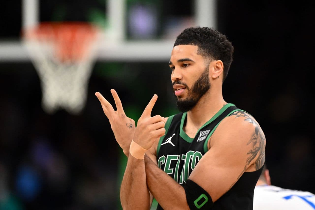 بسکتبال NBA | ما بهترین تیم لیگ هستیم و شما در حد قهرمانی نیستید