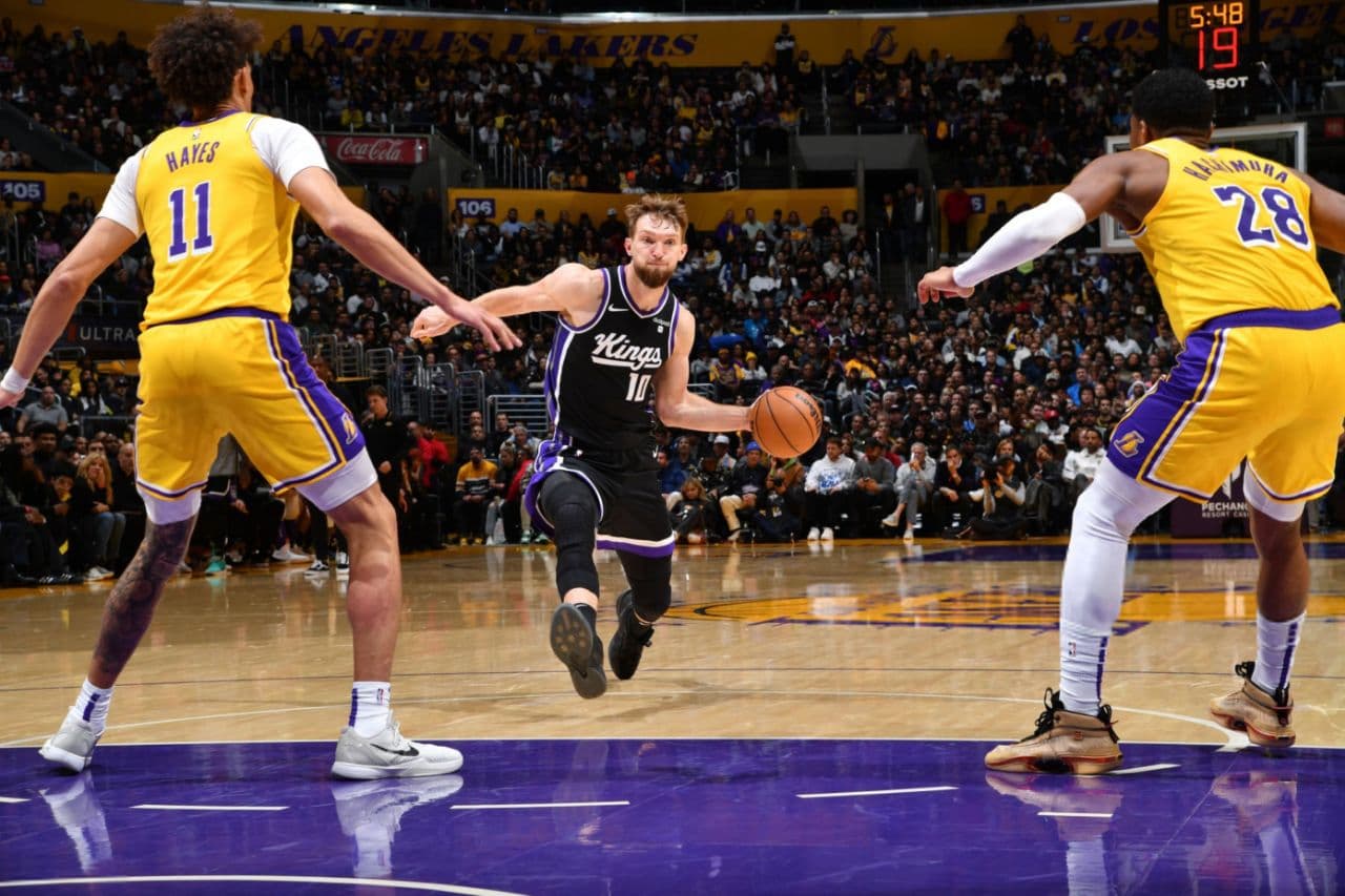 بسکتبال NBA | کابوس دیویس مقابل اروپایی‌ها ادامه دارد
