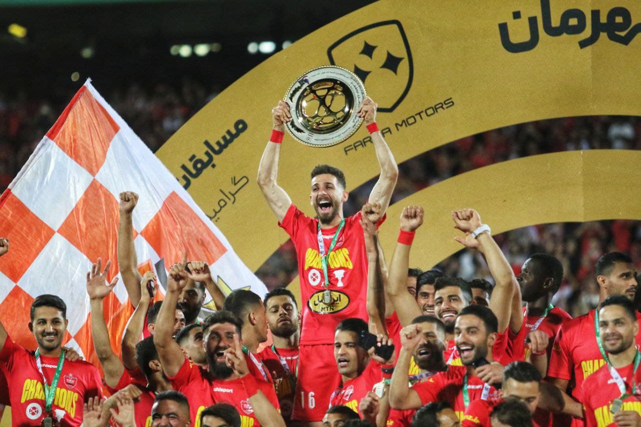 پرسپولیس یک جام داخلی بیشتر از مجموع استقلال و سپاهان دارد