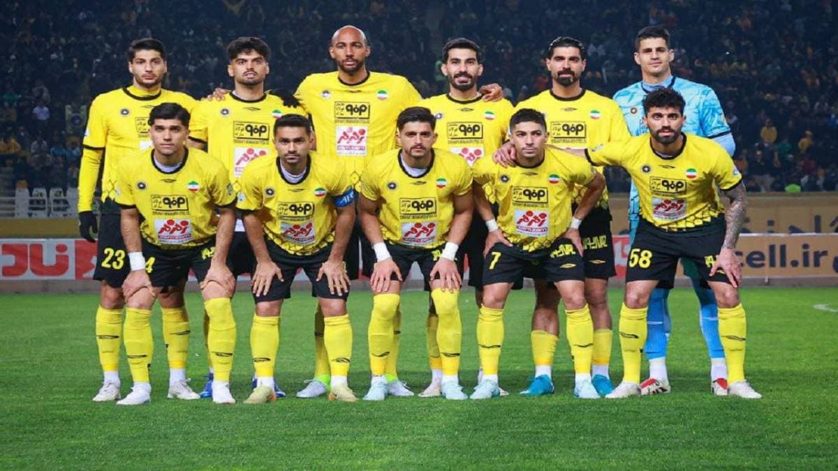 اصفهانی‌ها بهترین‌های ماه فوتبال ایران بودند؛ پرسپولیس و استقلالِ متوسط، ملوان در بدترین وضعیت ممکن 
