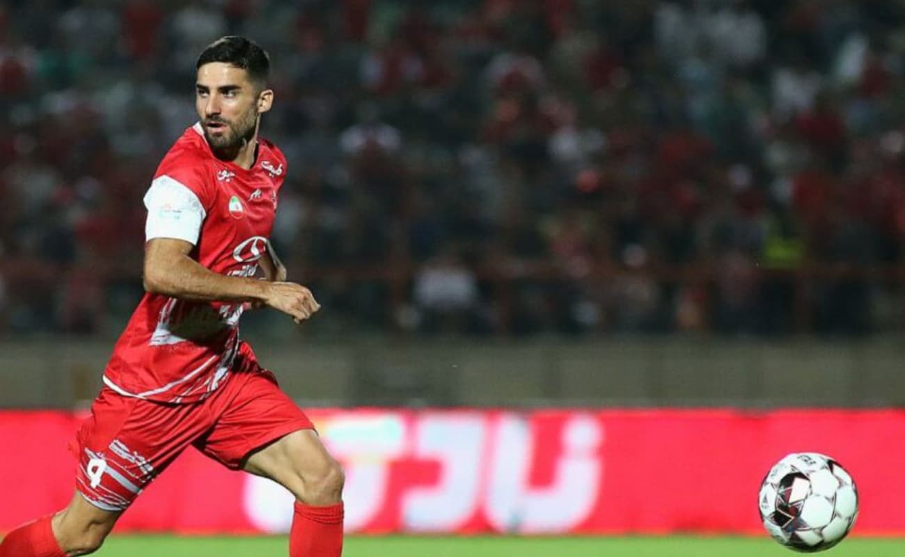 علت غیبت میلاد محمدی در تمرینات پرسپولیس مشخص شد؛ سفر به پرتغال برای تولد فرزند جدید