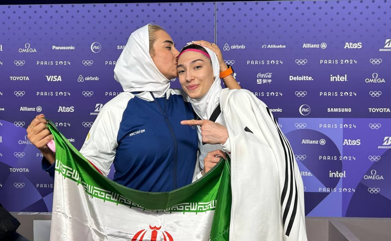 مبینا نعمت زاده و ناهید کیانی دختران ایران هستند؛ اتحاد دو تکواندوکار ایرانی به سبک مهروز ساعی / عکس