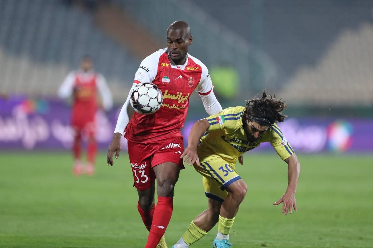 پست جدید عبدالکریم حسن: هواداران پرسپولیس با همه فرق دارند + عکس