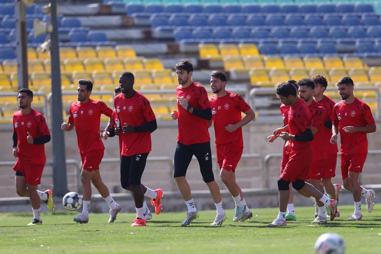 گزارش تمرین پرسپولیس؛ مصدومیت اورونوف کاملا رفع شده است