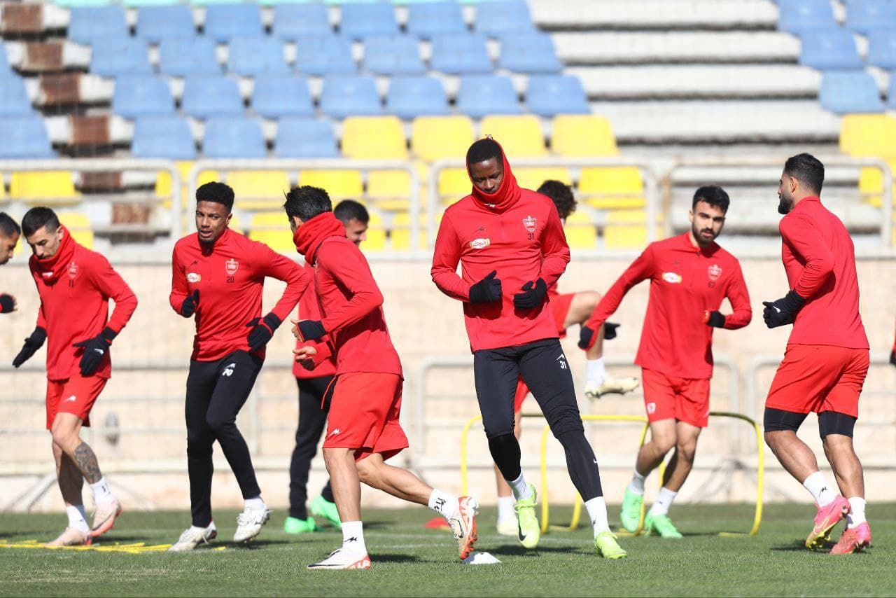 در آستانه بازی با سپاهان؛ بازگشت سرلک و لوکاس ژوائو به تمرینات پرسپولیس