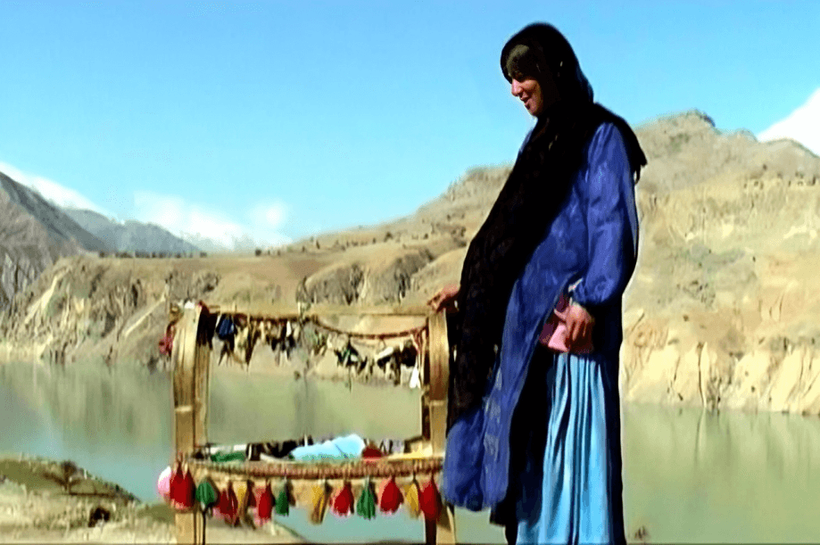 «برادر جان، بیا بریم از خونمون»؛ نگاهی به مستند چه سرسبز بود دره ما