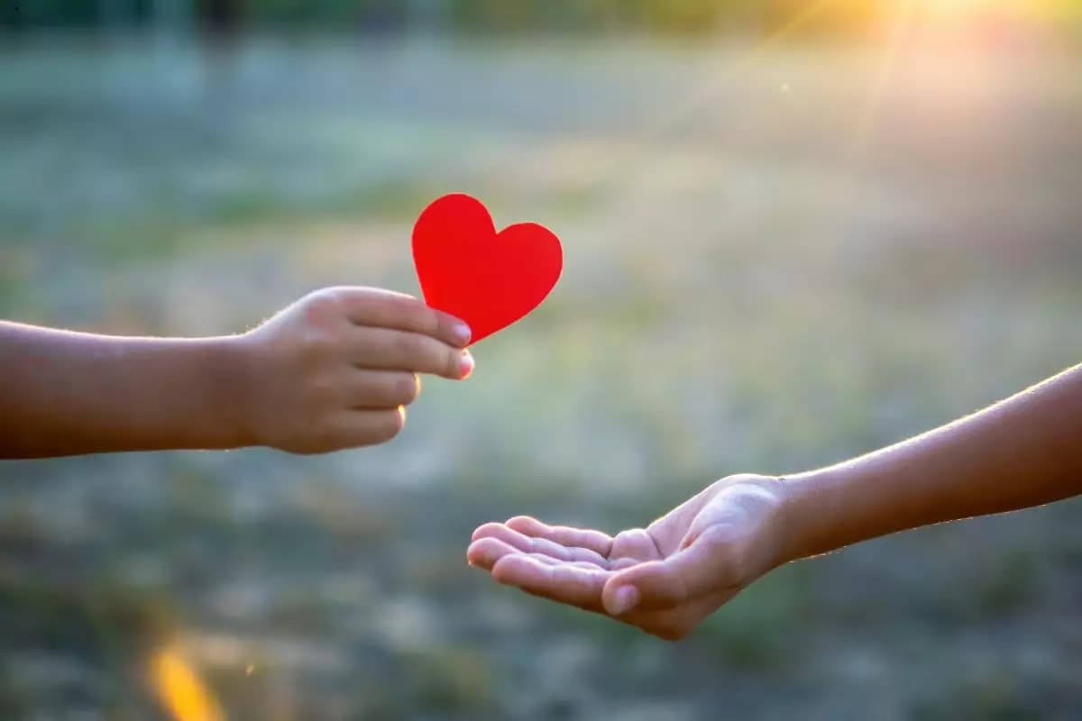 به نظر شما ریشه خیانت عاشق نبودنه؟