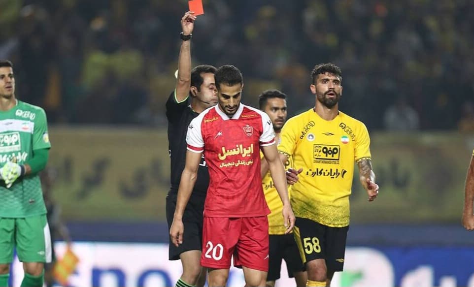 پرسپولیسی‌ها خیلی وقت است که دوست ندارند ۱۱ نفره مقابل سپاهان بازی کنند!