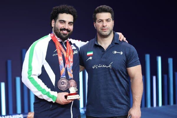 مهدی کرمی پس از کسب مدال برنز وزنه‌برداری جهان: می‌توانستم نقره بگیرم