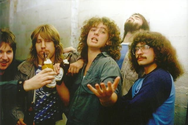 Need money for beer - Tankard