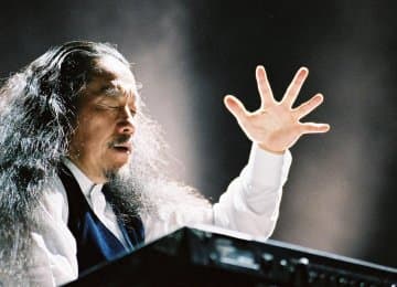 دانلود آهنگ winder waltz از kitaro