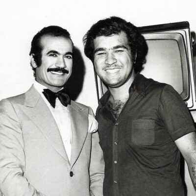 دانلود آهنگ شاد درو وا نمیکنم از مرحوم فریدون فرخزاد