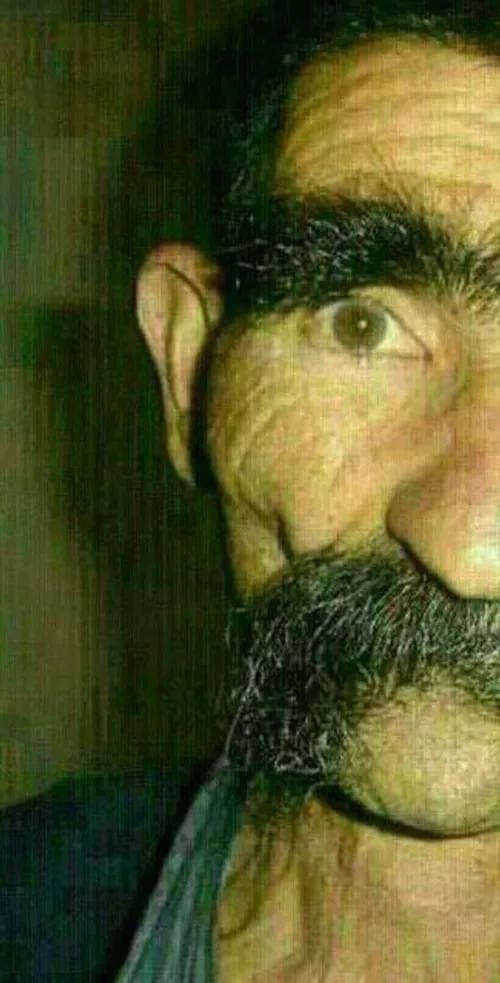 خیلی از دوستان اصرار کردن عکسمو نشون بدم. اینم عکس خودم