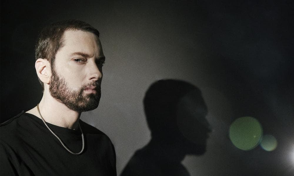 ترجمه و دانلود آهنگ Fuel از Eminem - امینم دیدی را پودر میکند!