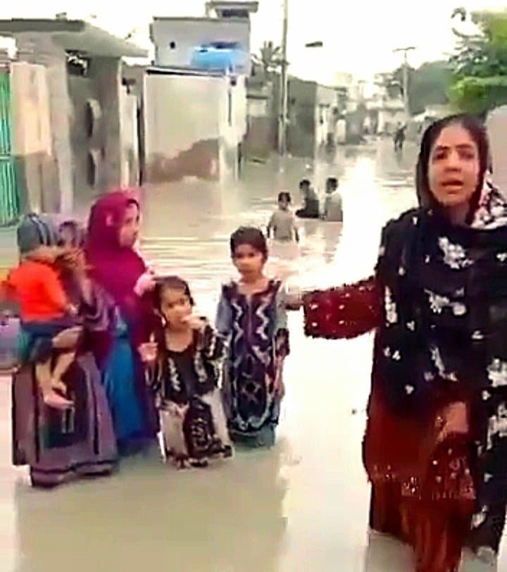 به تصویر کشیدن هوش مصنوعی از  سیل سیستان بلوچستانِ ایران ? ??
