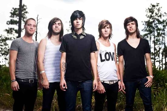 آهنگ Do It Now Remember It Later از Sleeping With Sirens با متن و ترجمه