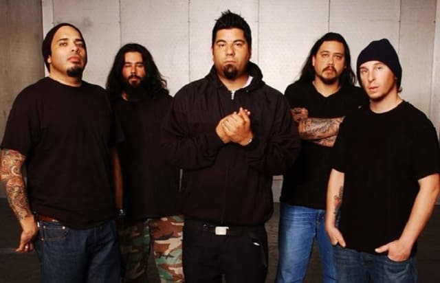 آهنگ Mascara از Deftones با متن و ترجمه