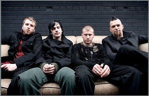 آهنگ Wake Up از Three Days Grace با متن و ترجمه