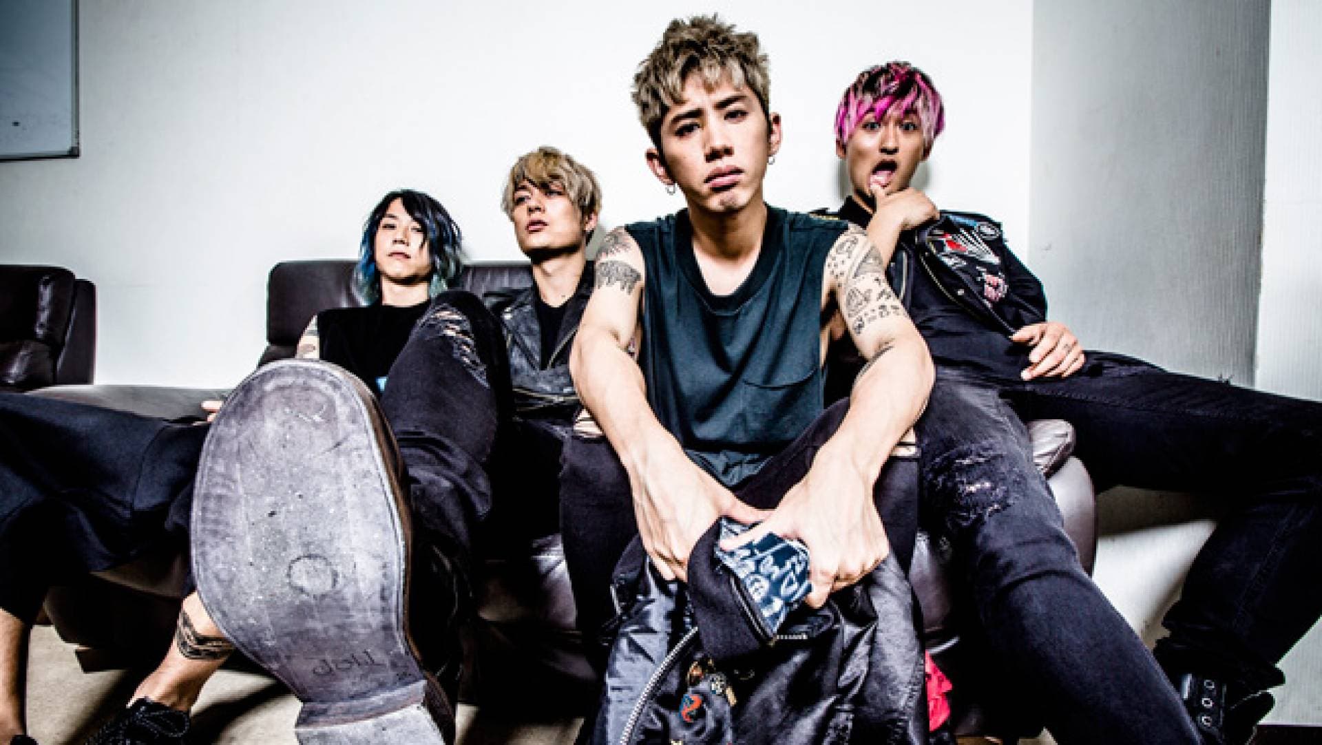 ONE OK ROCK – Listen