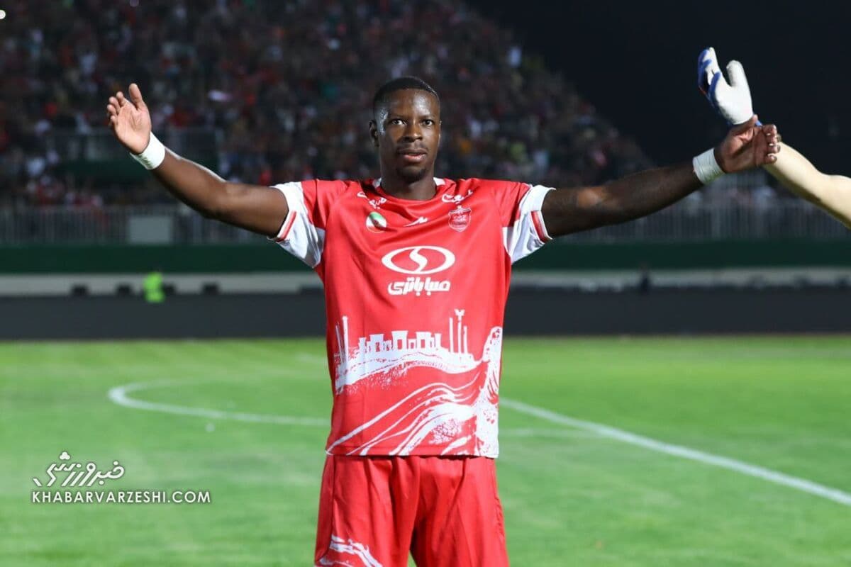 لوکاس ژوائو از پرسپولیس جدا میشود؟
