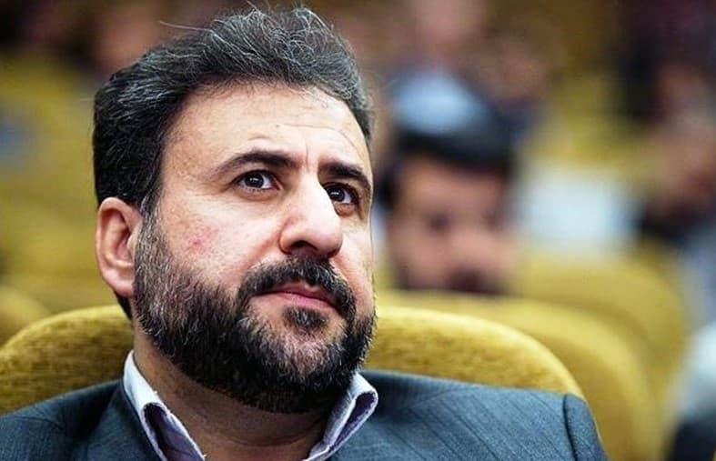 رئیس کمیسیون امنیت ملی مجلس: 500 دوربین برای تشخیص دختران در ورزشگاه آزادی نصب شده اما 1 دوربین در رژه اهواز وجود نداشته است